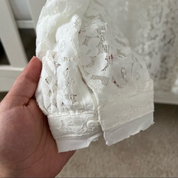 White lace top - Picture 5 of 8